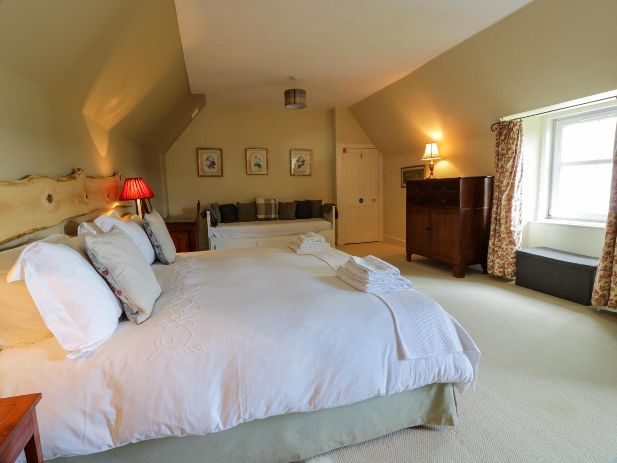 Fordie Lodge Crieff Bagian luar foto